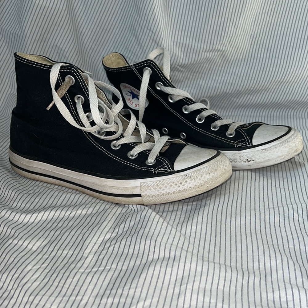 black converse